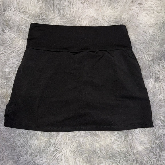 SKIRT BUNDLE!! 🚨SEND OFFERS🚨 - Picture 9 of 10